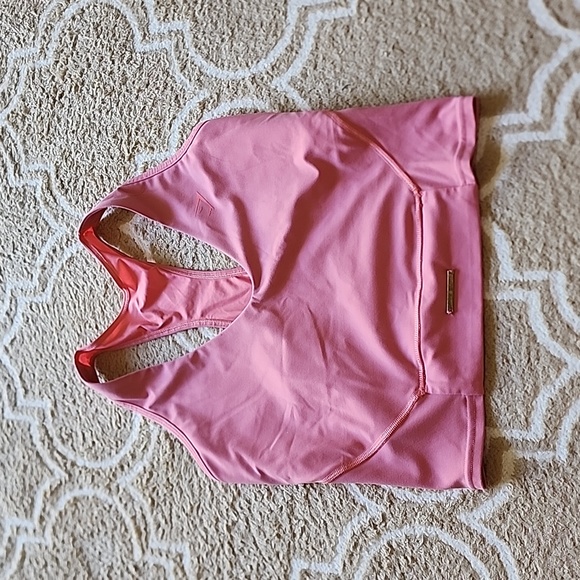 Gymshark Tops - EUC - Gymshark Whitney Simmons Crop Tank in Pink.